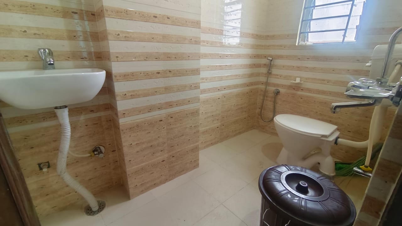 Fully Furnished 4bhk in Lichubari Path, Jaya Nagar, Khanapara, Guwahati, Assam, India for Rent